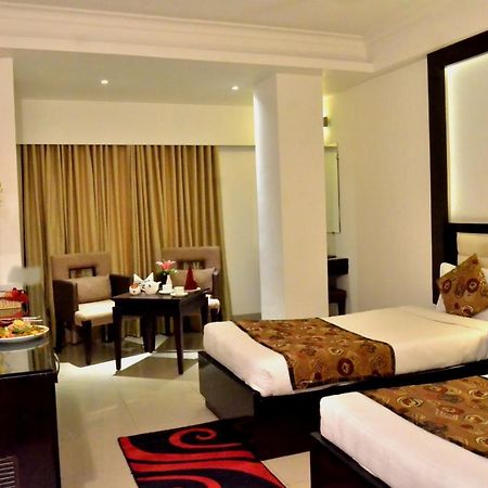 Hotel Landmark Gwalior Exterior foto