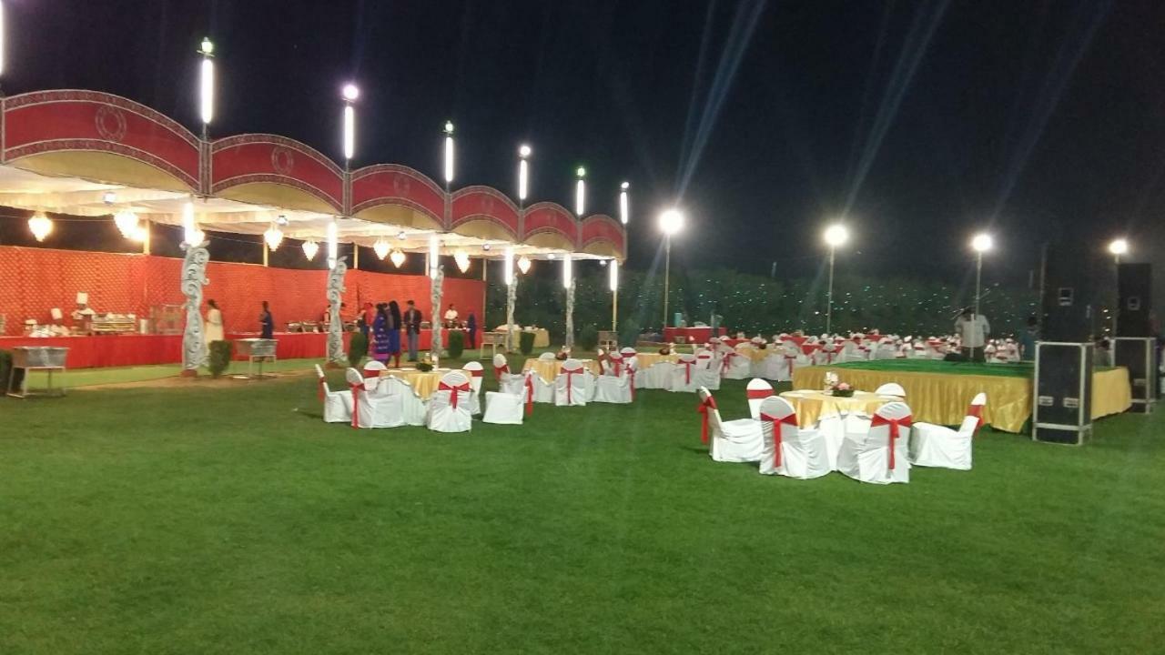 Hotel Landmark Gwalior Exterior foto