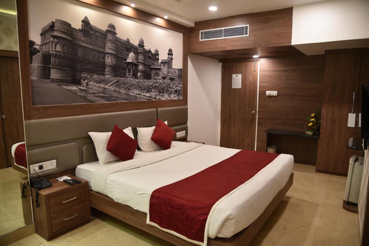 Hotel Landmark Gwalior Exterior foto